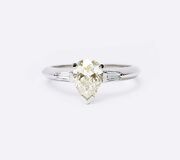A Diamond Ring in Pearshaped Cut - image 1