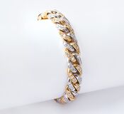 A Bicolour Tank Chain Bracelet with Diamonds