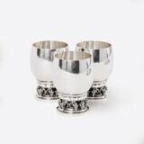 A Set of 3 Beakers 'Grape' No. 296 A