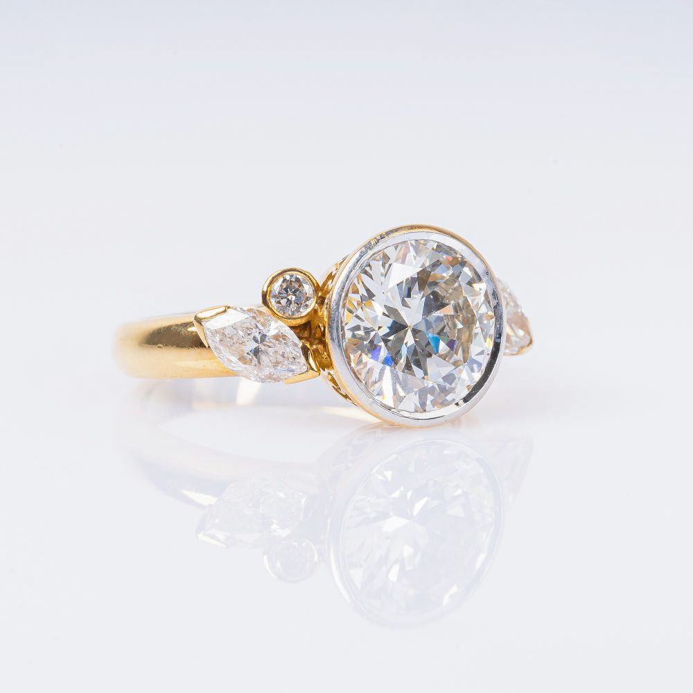 A highcarat Solitaire Diamond Ring - image 2