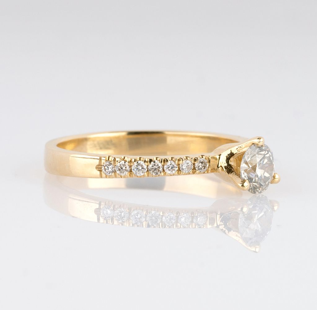 A petite Solitaire Diamond Ring - image 2