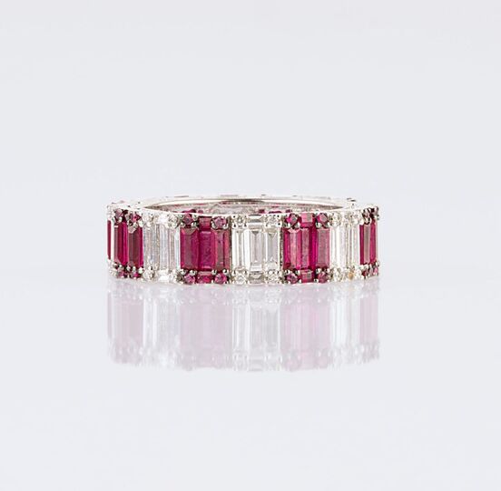 A Memory Ring with Rubies and Diamonds