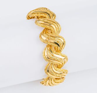 A Vintage Gold Bracelet