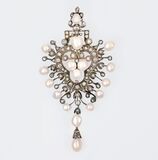 Belle Epoque 'Pendentif Goutte' mit Diamanten und Naturperlen