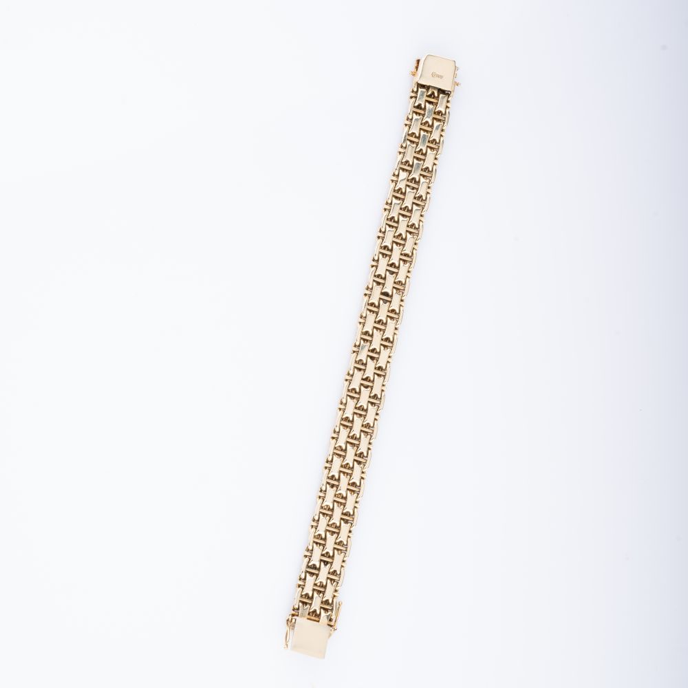 A Vintage Gold Bracelet - image 2