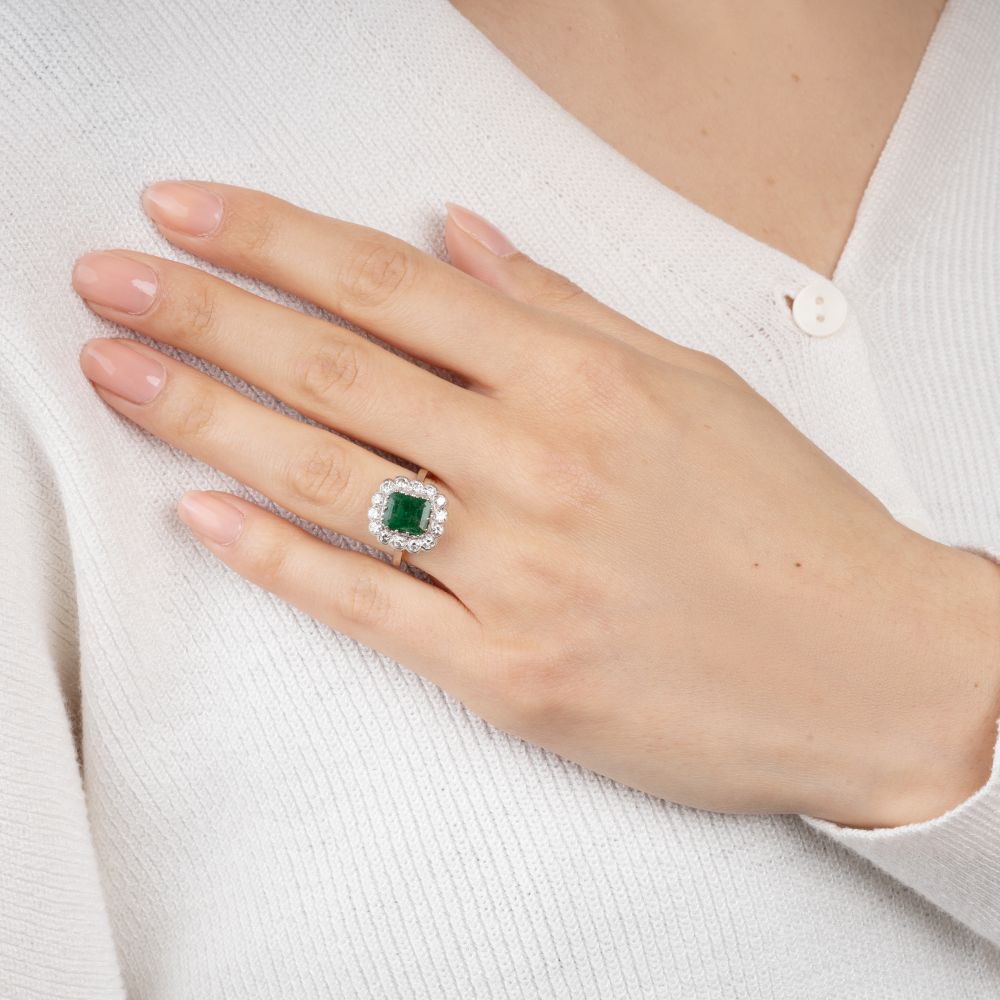 An Emerald Diamond Ring - image 3