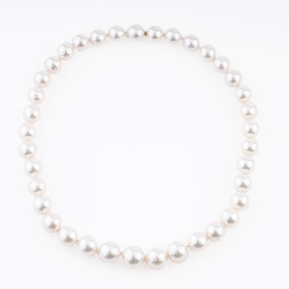 A Southsea Pearl Necklace
