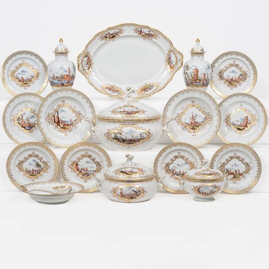 A Rare Dinner Service with fine Kauffahrtei Scenes for 6 Persons