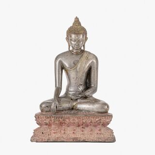 A Sitting Buddha Shakyamuni