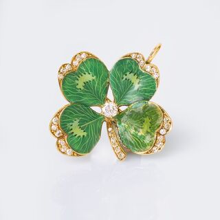 A Pendant 'Four-leaf Clover' with Diamonds