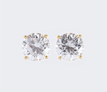 A Rare Pair of highcarat River Solitaire Diamond Earstuds