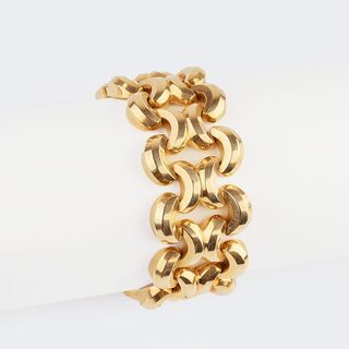 A Vintage Gold Bracelet