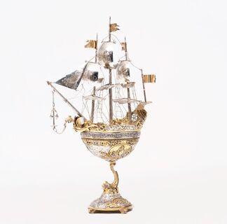 A Magnificent silvergilt Nautilus Goblet as Centrepiece