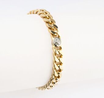 A Gold Bracelet with Solitaire Diamond