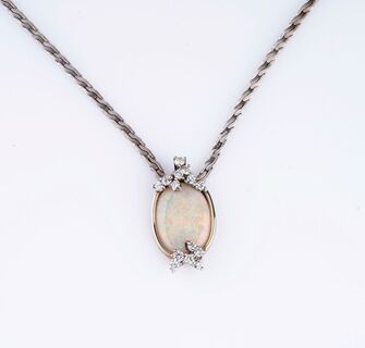 An Opal Diamond Necklace