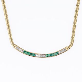 An Emerald Diamond Necklace