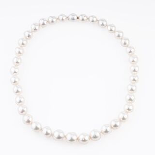 A Southsea Pearl Necklace