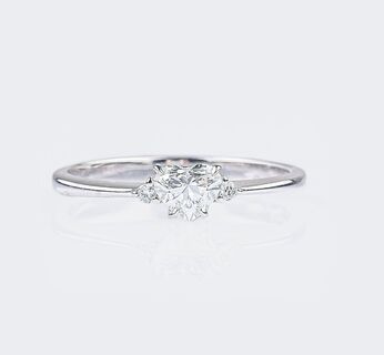 A petite River Diamond Ring 'Heart'