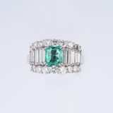A very fine Emerald Diamond Ring - image 1