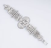 An exquisite, highcarat Art-déco Diamond Bracelet - image 1