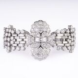 An exquisite, highcarat Art-déco Diamond Bracelet - image 2