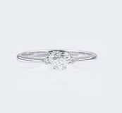 A petite River Diamond Ring 'Heart'