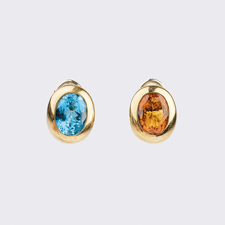 - A Pair of two-coloured Precious Stones Earrings with Blue Topaz and Citrine A Pair of two-coloured Precious Stones Earrings with Blue Topaz and Citrine