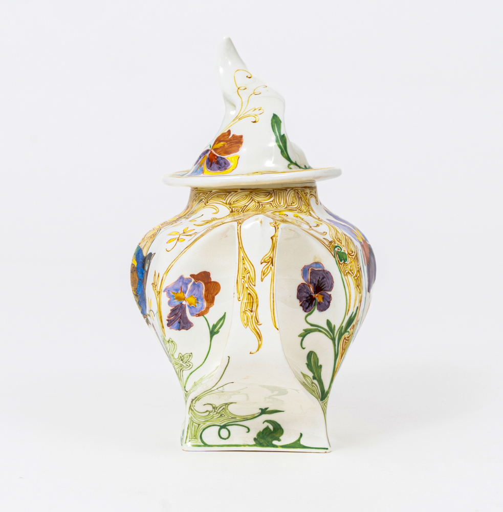 Rare Eggshell Sugar Box with delicate Bird Painting - image 3
