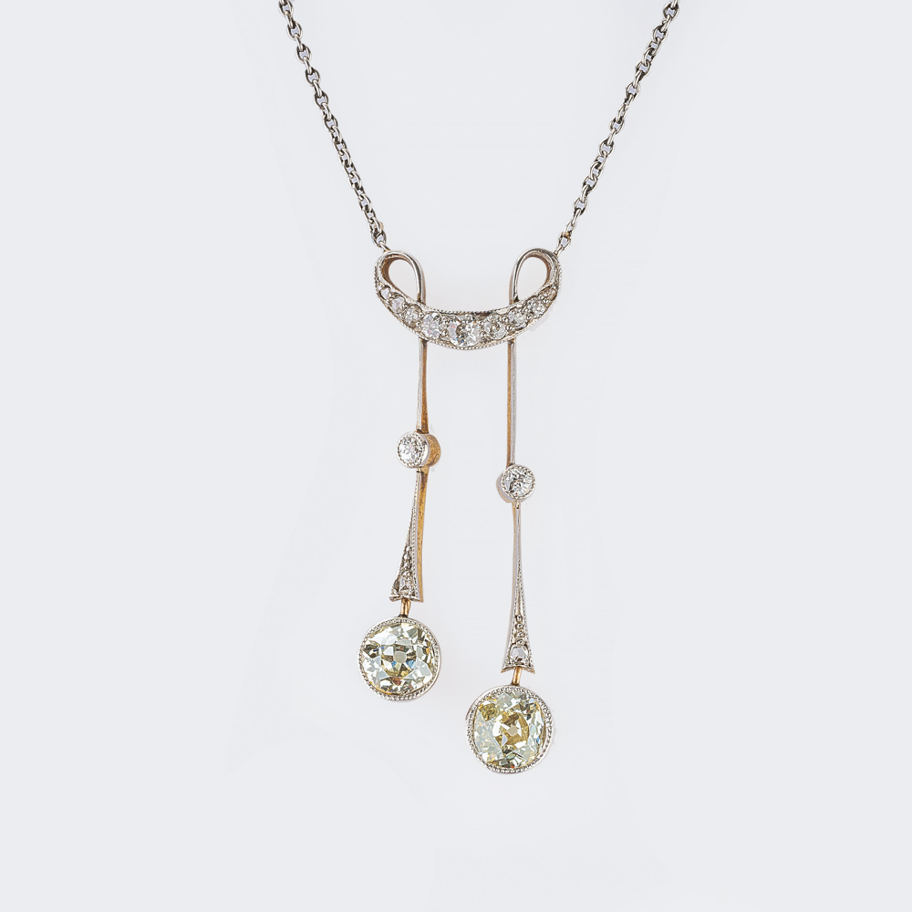Jugendstil Diamant-Anhänger an Kette Jugendstil Diamant-Anhänger an Kette