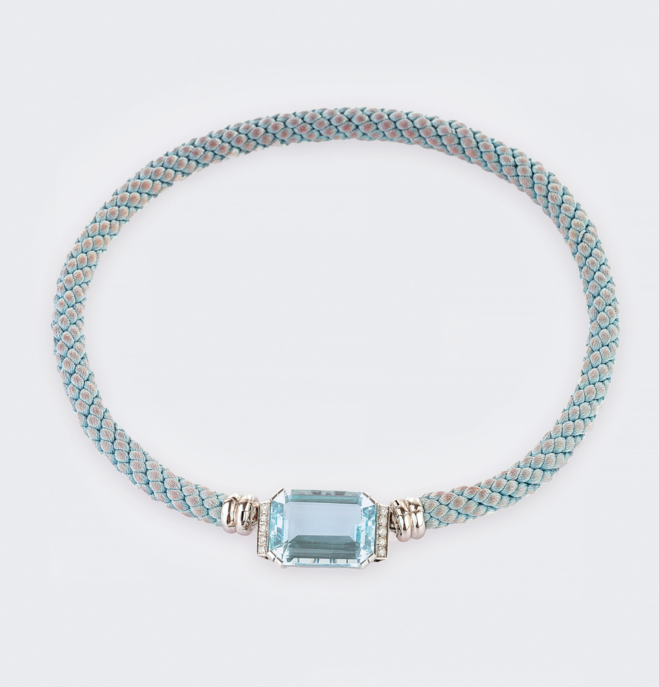 Hochkarätige Aquamarin-Brillant Patentschließe an Kordelkette - Bild 4