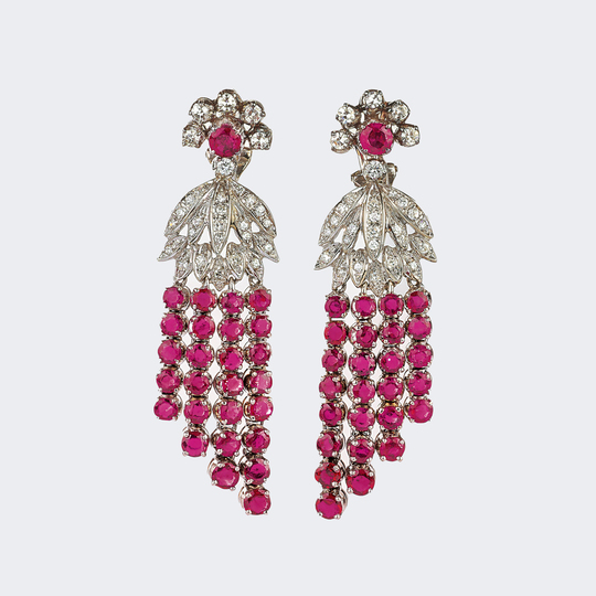 Pair of fine Ruby Diamond Earpendants