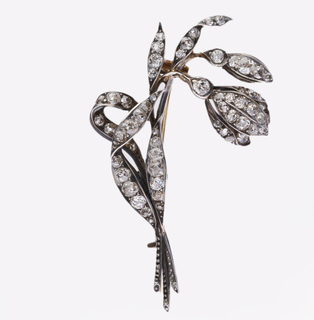 Antiquie Diamond Brooch 'Snowdrops'