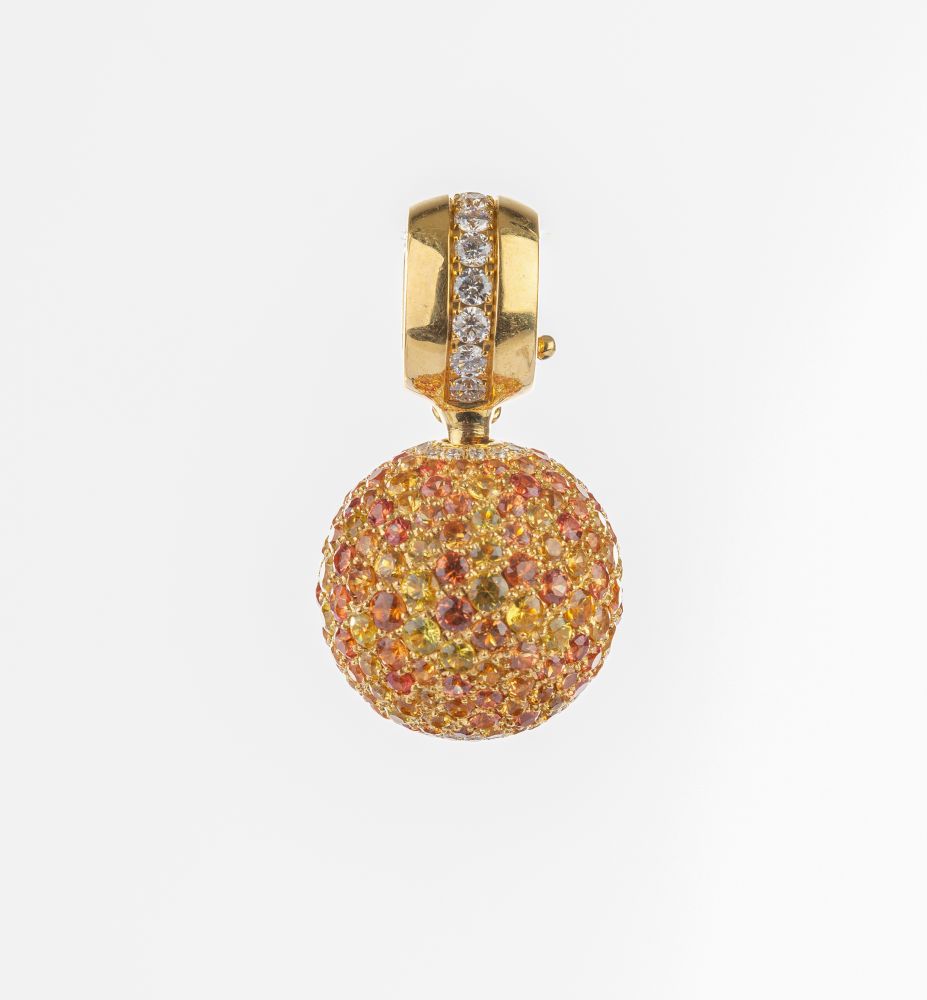 Juwelier Wempe - Feiner Anhänger mit farbigen Saphiren und Brillant-Besatz Feiner Anhänger mit farbigen Saphiren und Brillant-Besatz