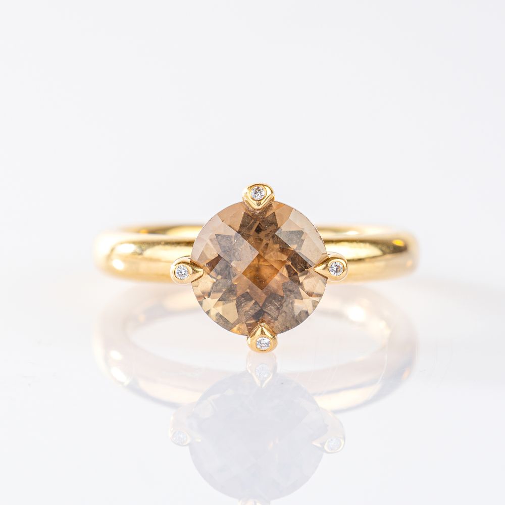 Juwelier Wempe - Modern Smoky Quartz Ring with Diamonds by Kim Modern Smoky Quartz Ring with Diamonds by Kim