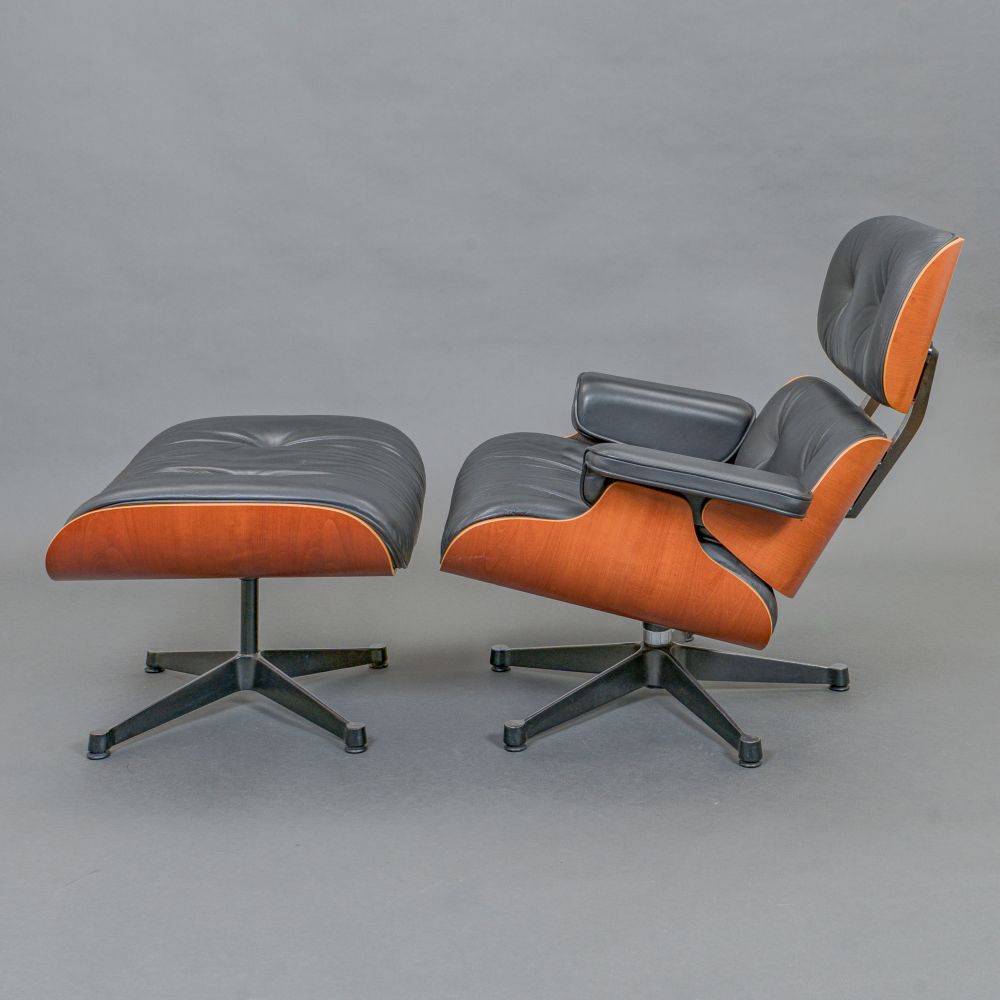 Lounge Chair & Ottoman - image 3