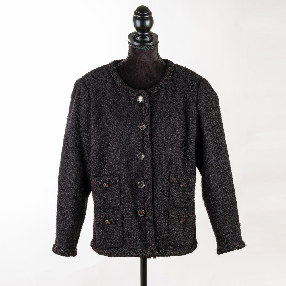 Legendäre Tweedjacke 'La Petite Veste Noire'