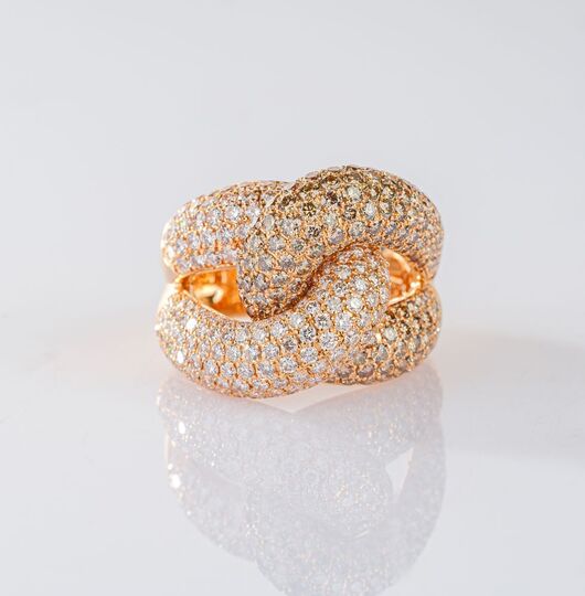 Two-Coloured Diamond Ring