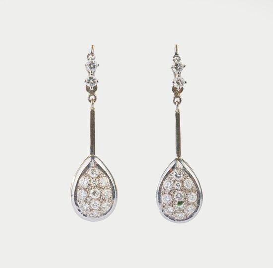 Pair of Diamond Earpendants