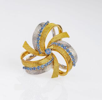 Bicolour Goldbrosche mit Saphir-Besatz