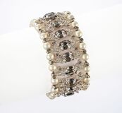 Armband mit Faux-Pearls - Bild 1