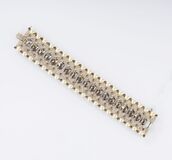 Armband mit Faux-Pearls - Bild 2