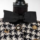 Seltene Tweedjacke mit aufwendigen Applikationen - Bild 6