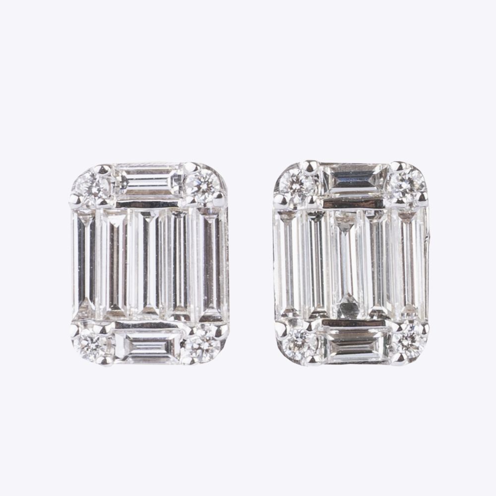 Paar kleiner Diamant-Ohrstecker Paar kleiner Diamant-Ohrstecker