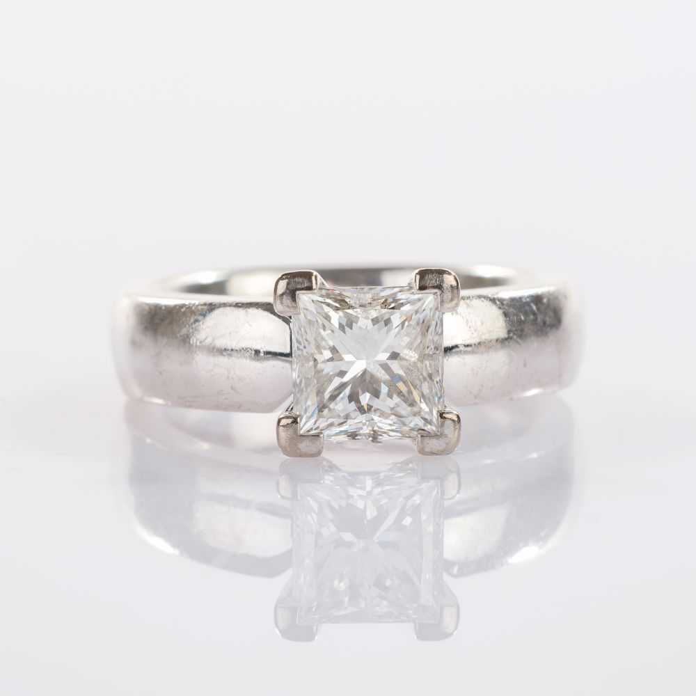 Hochfeiner Princess Diamant Solitärring