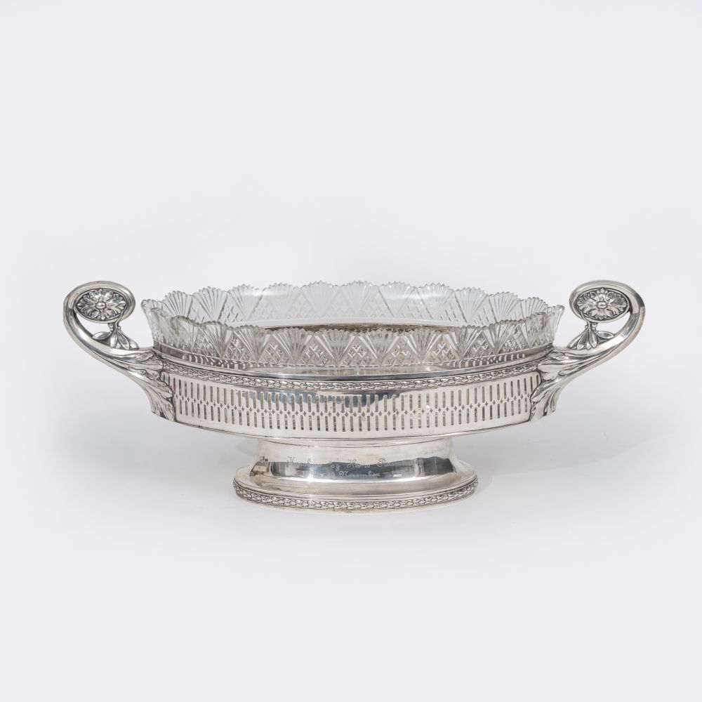 Bernhard Hertz - Elegante spitzovale Jardinière Elegante spitzovale Jardinière