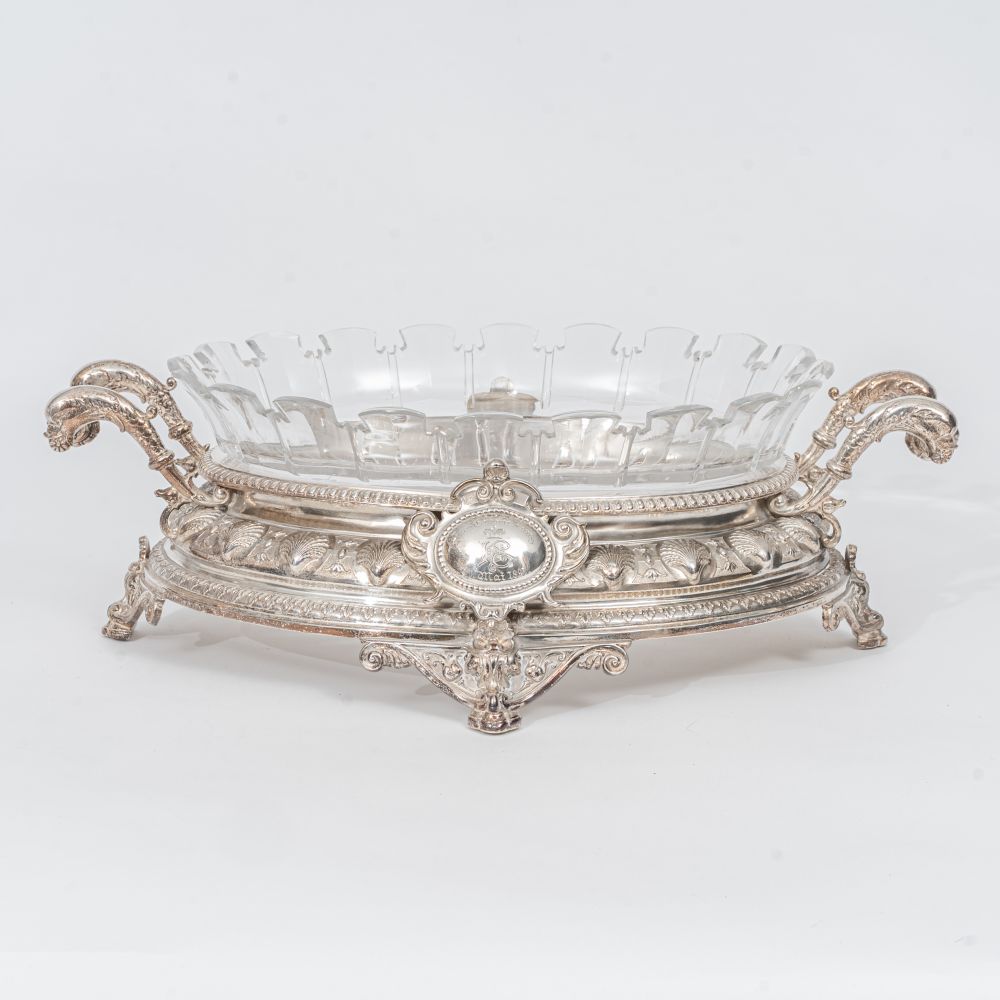 Koch & Bergfeld, gegr. 1829 in Bremen - A Magnificent Jardinière with Shell Decor A Magnificent Jardinière with Shell Decor
