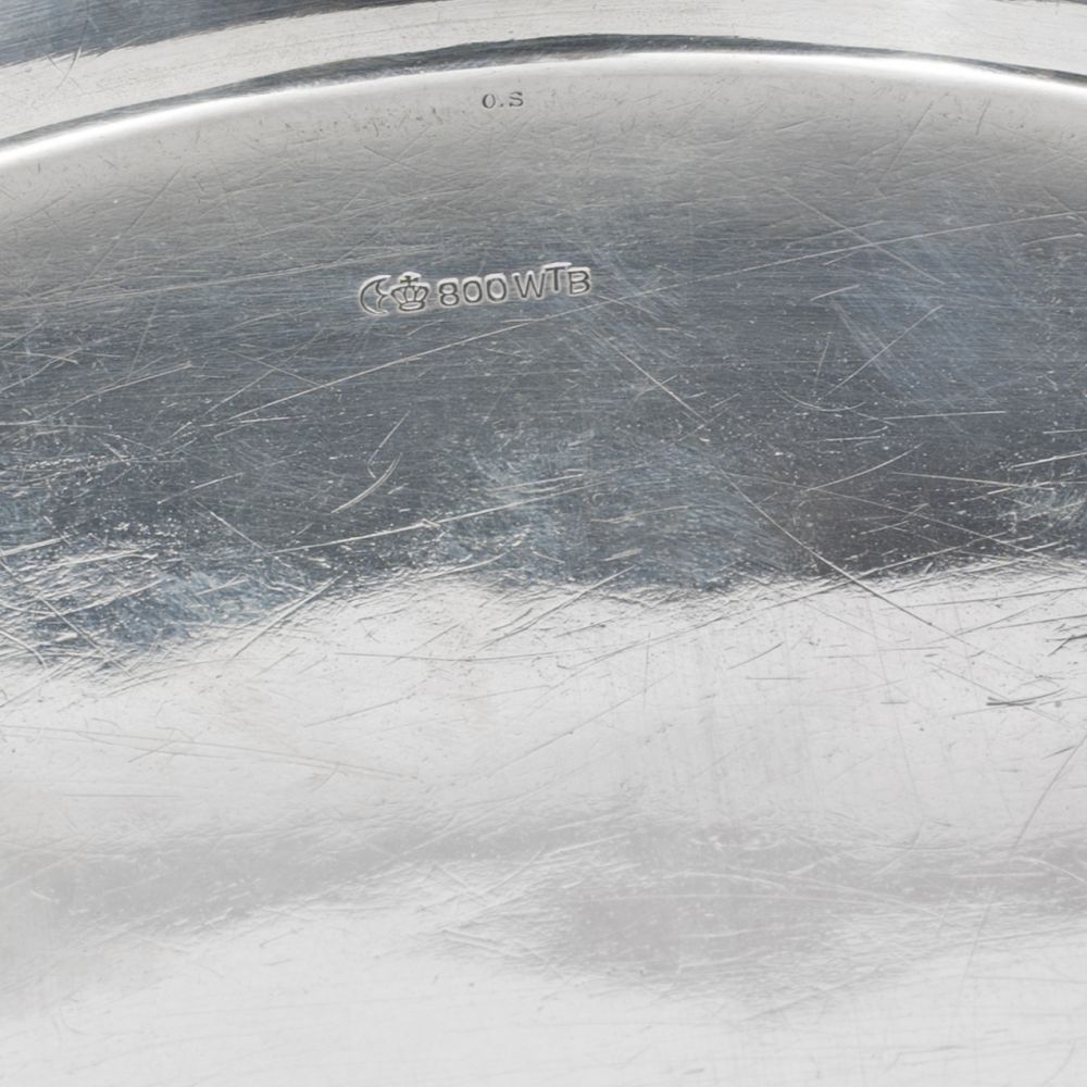An Oval Tray with Engravings - image 2