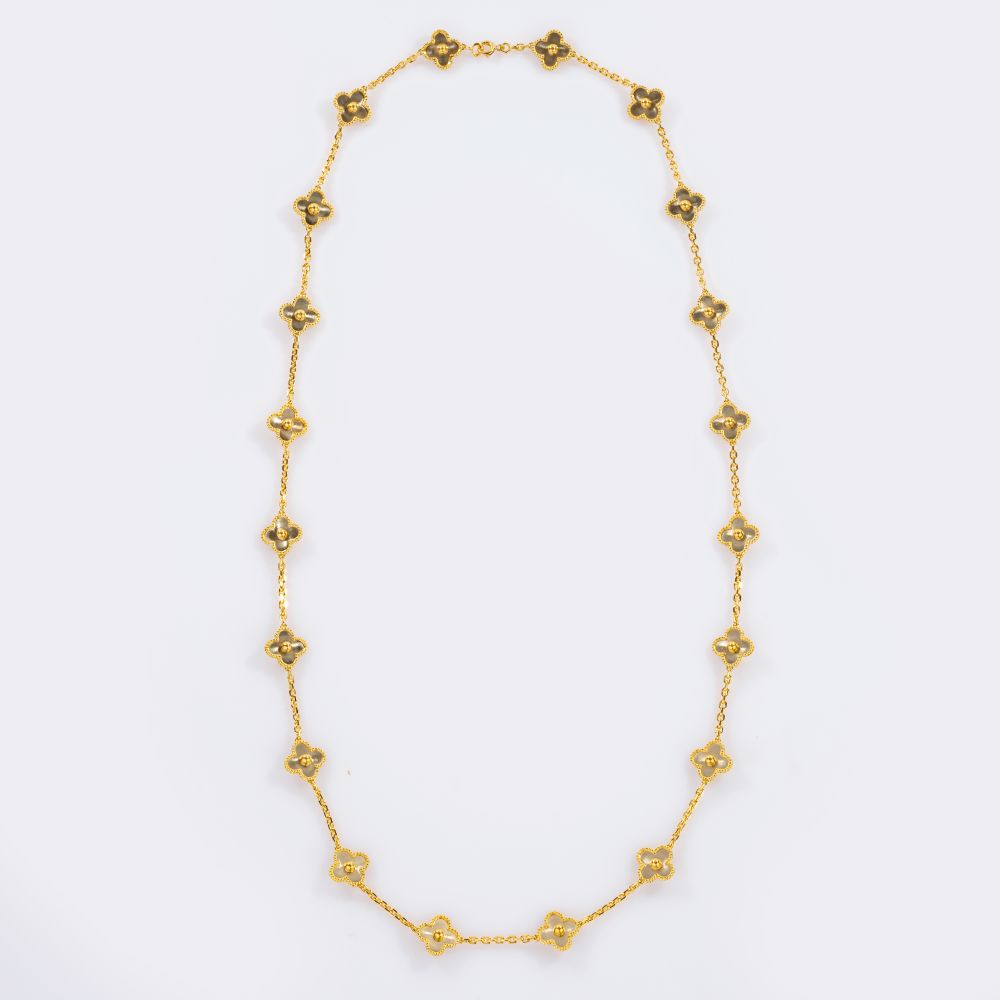 Van Cleef & Arpels - Langes Gold Collier 'Alhambra 20 Motive' Langes Gold Collier 'Alhambra 20 Motive'