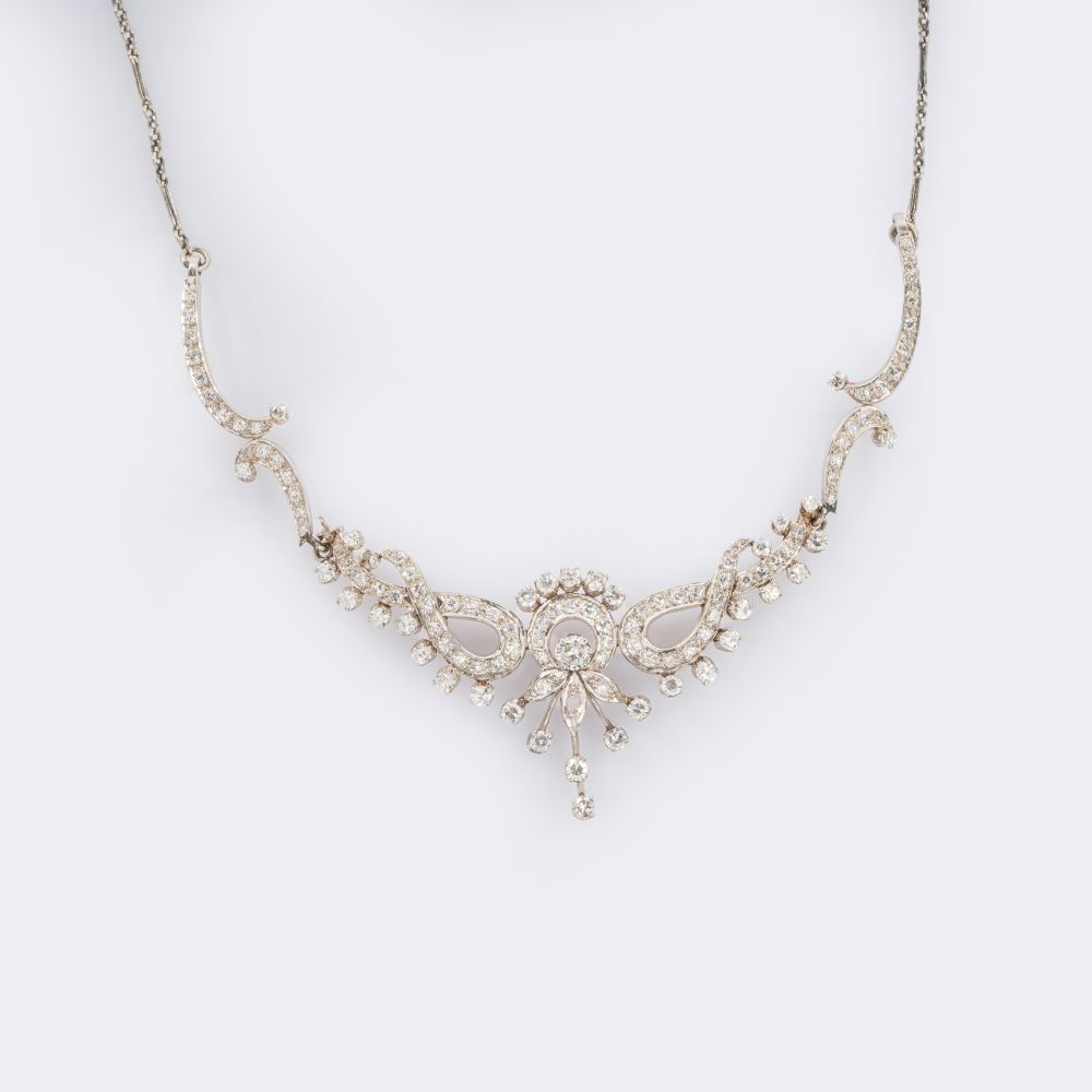 Zartes Diamant Collier