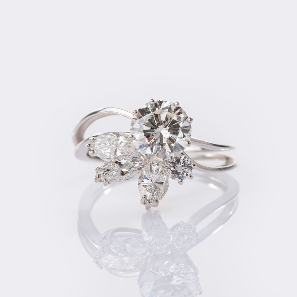 Floral Diamond Ring Floral Diamond Ring